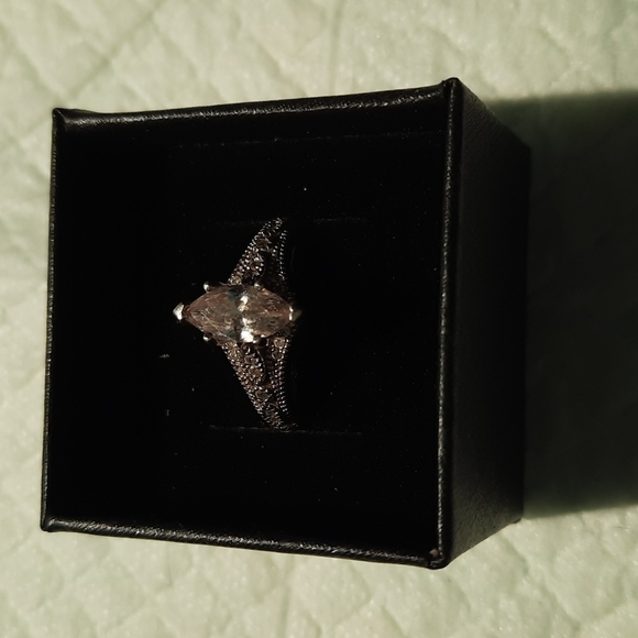 Sterling Silver 925 CZ Women's Ring 💍